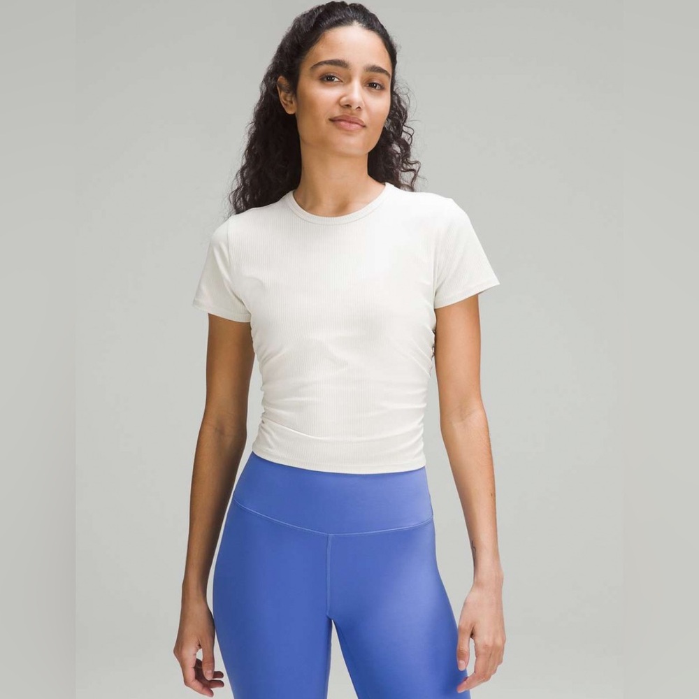 All It Takes Ribbed Nulu Short Sleeve Bone Size 6